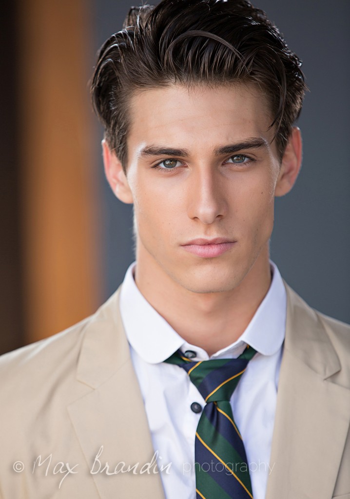 Senior Portrait Photographer Thousand Oaks
